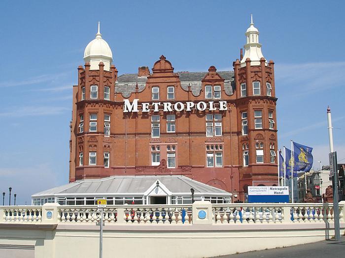 Metropole Hotel - Bild 1