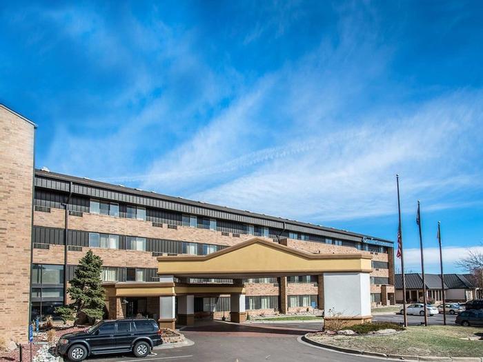 Hotel Comfort Inn & Suites Denver Northfield - Bild 1