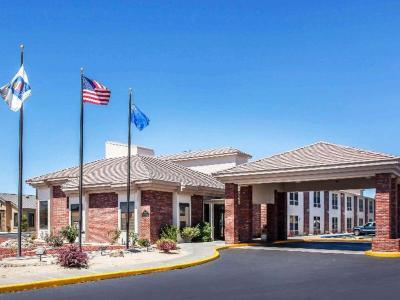 Hotel Comfort Inn & Suites Near Fallon Naval Air Station - Bild 2