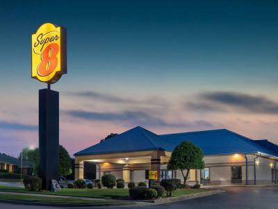 Hotel Super 8 by Wyndham North Little Rock/McCain - Bild 2