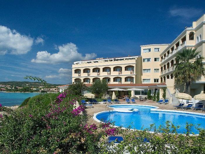 Gabbiano Azzurro Hotel & Suites - Bild 1