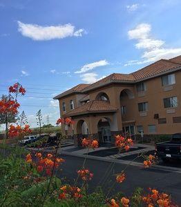Hotel Comfort Inn & Suites Near Kino Sports Complex - Bild 3
