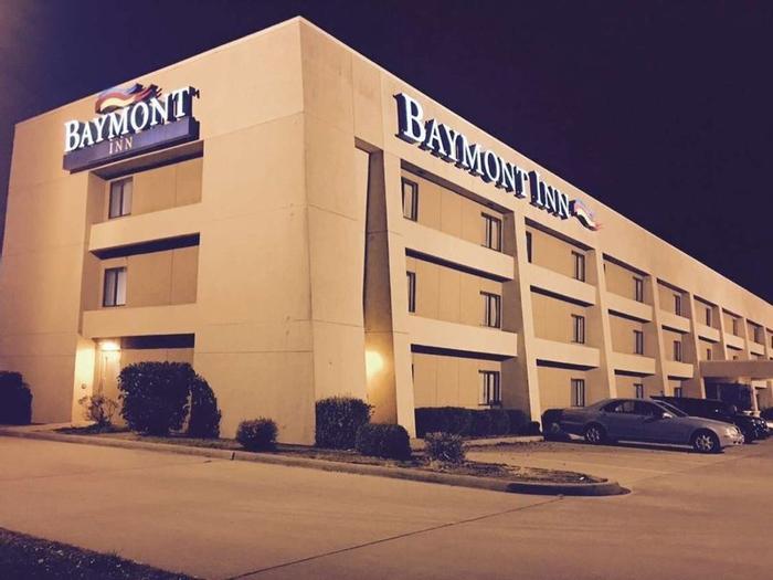 Hotel Baymont by Wyndham Paducah - Bild 1