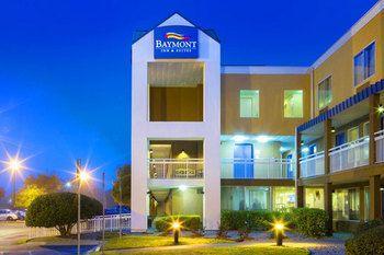 Hotel Baymont by Wyndham Savannah Midtown - Bild 2