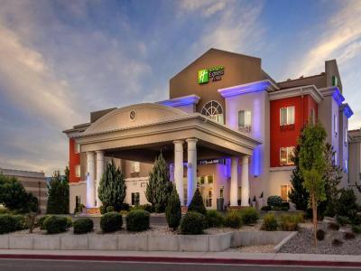 Hotel Holiday Inn Express & Suites Reno Airport - Bild 2