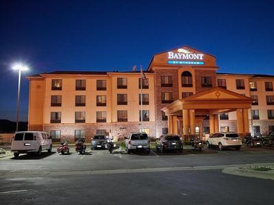 Hotel Baymont Inn & Suites by Wyndham Sturgis - Bild 4