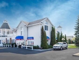 Hotel Ramada by Wyndham Mackinaw City Waterfront - Bild 2