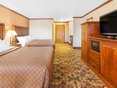 Hotel Ramada by Wyndham Mackinaw City Waterfront - Bild 5