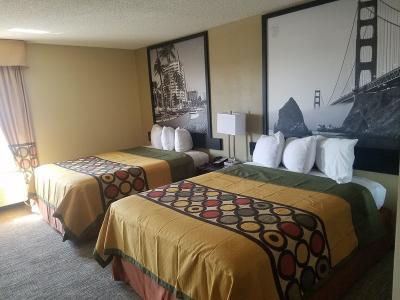 Hotel Super 8 by Wyndham Wichita North - Bild 4