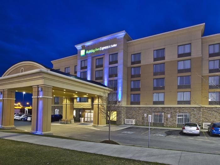 Hotel Holiday Inn Express & Suites Kingston - Bild 1