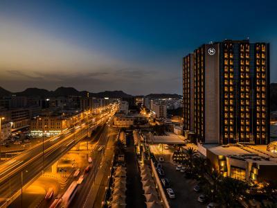 Sheraton Oman Hotel - Bild 2