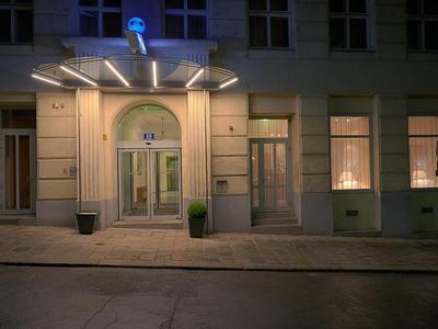 Starlight Suiten Hotel Renngasse - Bild 2