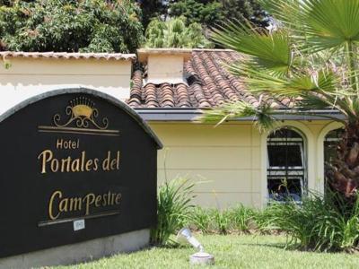 Hotel Portales del Campestre - Bild 2
