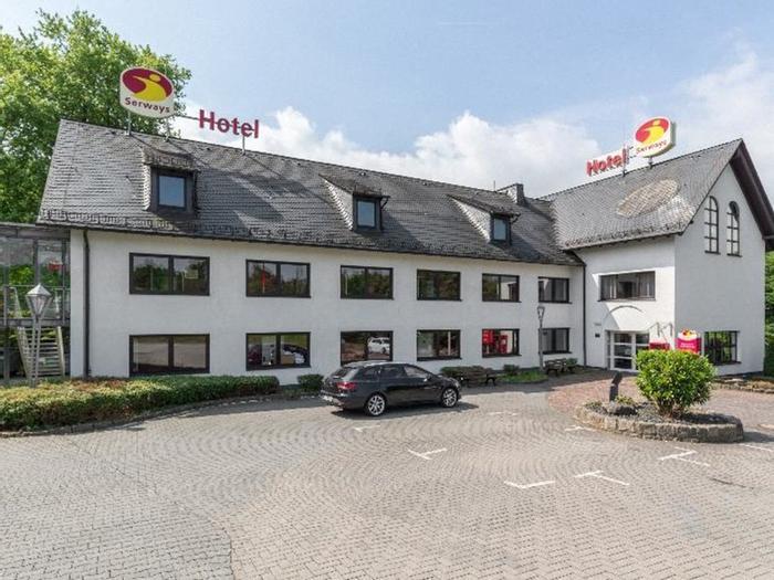Serways Hotel Heiligenroth - Bild 1