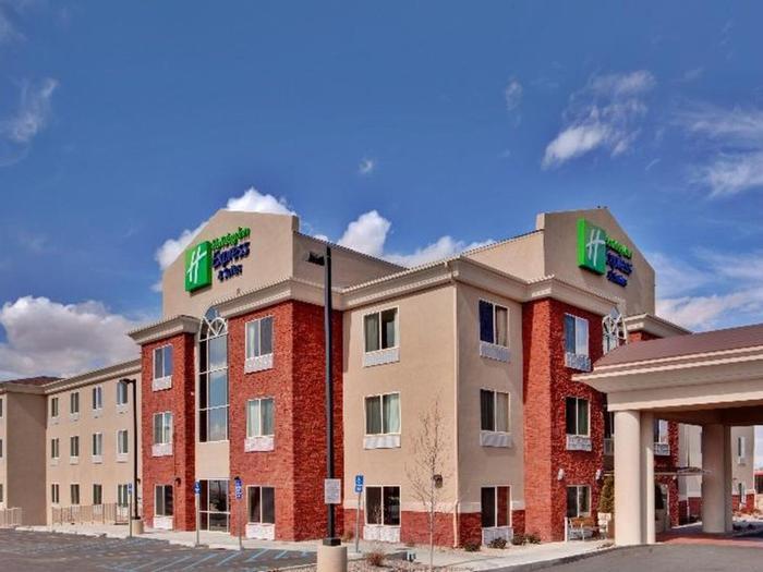 Hotel Holiday Inn Express & Suites Albuquerque Airport - Bild 1