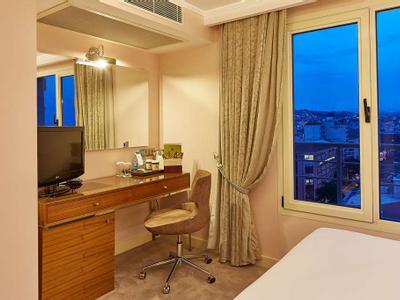 DoubleTree by Hilton Hotel Izmir - Alsancak - Bild 3