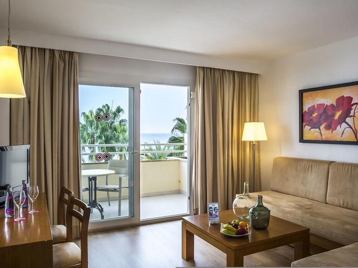 Aparthotel & Suites Cap de Mar - Bild 1