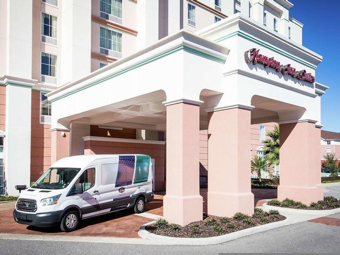 Hotel Hampton Inn & Suites Orlando Airport @ Gateway Village - Bild 1