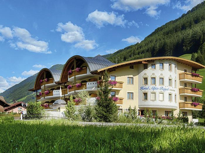 Alpin Royal Wellness Refugium & Resort Hotel - Bild 1