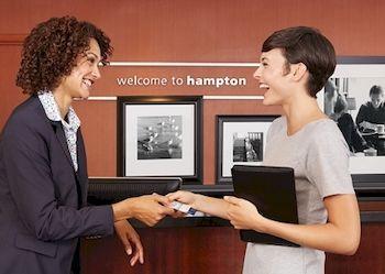 Hotel Hampton Inn & Suites Orlando at SeaWorld - Bild 3