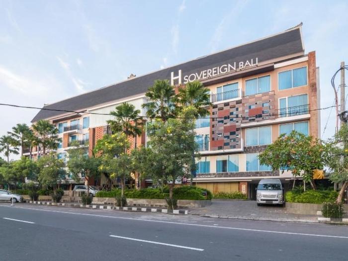 Hotel H Sovereign Bali - Bild 1