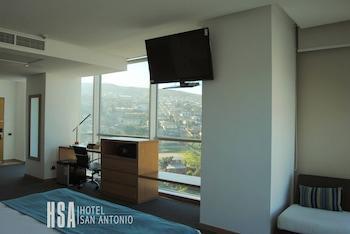 Hotel Enjoy San Antonio - Bild 1