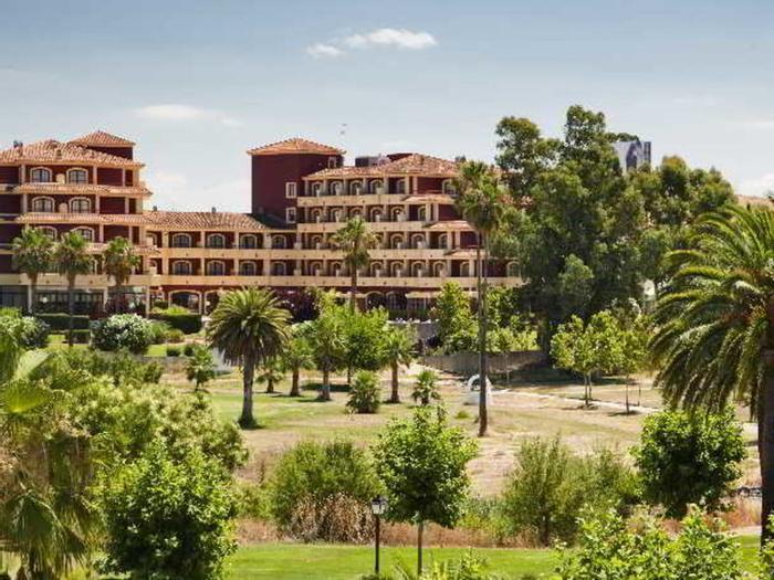 Hotel ILUNION Golf Badajoz - Bild 1