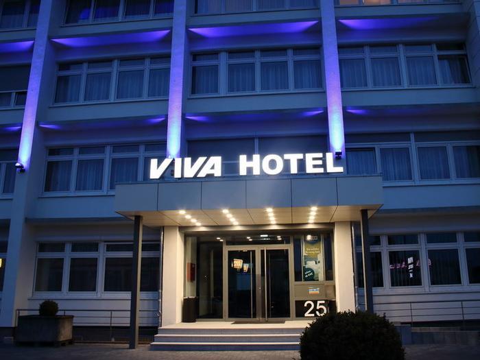 Viva Hotel by Vier Jahreszeiten Lübeck - Bild 1