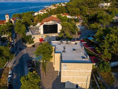 Hotel & Villa Sveti Kriz & Kamp Sveti Kriz - Bild 4