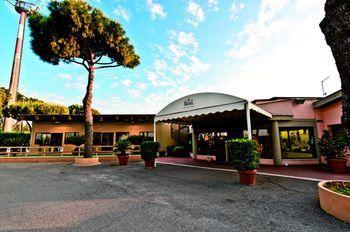 Hotel Real Village Roma - Bild 1