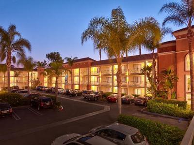 Hotel Cortona Inn & Suites Anaheim Resort - Bild 5
