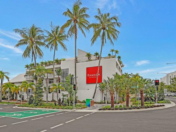 Hotel Ramada by Wyndham Cairns City Centre - Bild 1