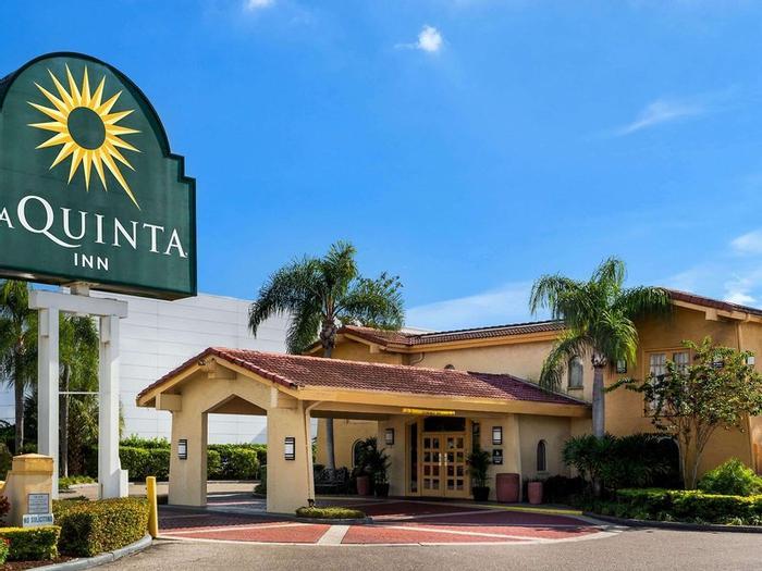 Hotel La Quinta Inn by Wyndham Tampa Bay Airport - Bild 1
