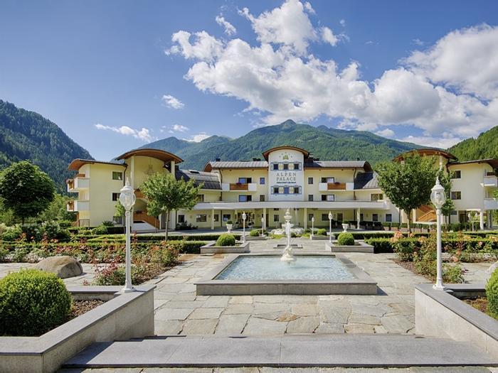 Hotel Alpenpalace Luxury Hideaway & Spa Retreat - Bild 1