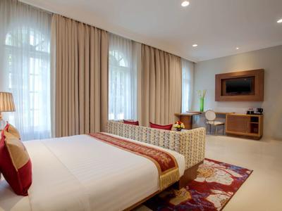 Hotel Ramada Suites By Wyndham Solo - Bild 2