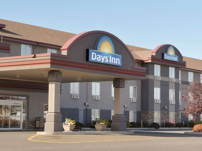 Days Inn & Suites by Wyndham Thunder Bay - Bild 1