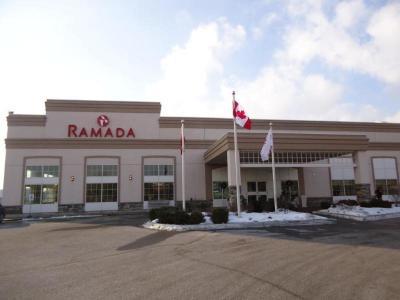 Hotel Ramada by Wyndham Trenton - Bild 3