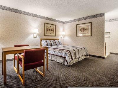 Hotel Econo Lodge Inn & Suites near China Lake Naval Station - Bild 5