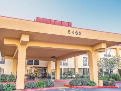 Hotel La Quinta Inn & Suites by Wyndham Oakland Airport Coliseum - Bild 5