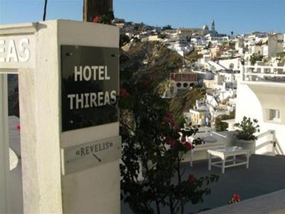 Thireas Hotel & Villas - Bild 2