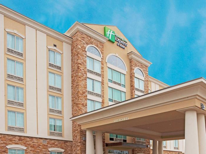 Hotel Holiday Inn Express & Suites Columbus At Northlake - Bild 1