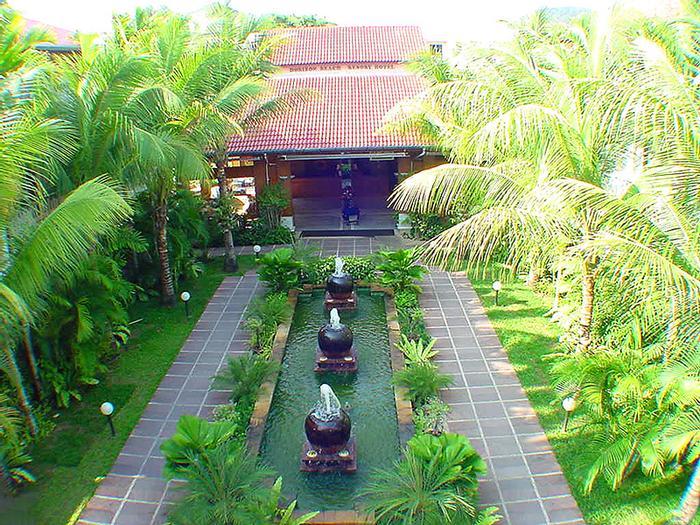 Hotel Horizon Patong Beach Resort & Spa - Bild 1