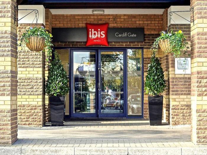 ibis Cardiff Gate - International Business Park Hotel - Bild 1
