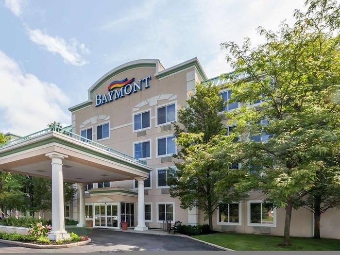 Hotel Baymont by Wyndham Grand Rapids N/Walker - Bild 1