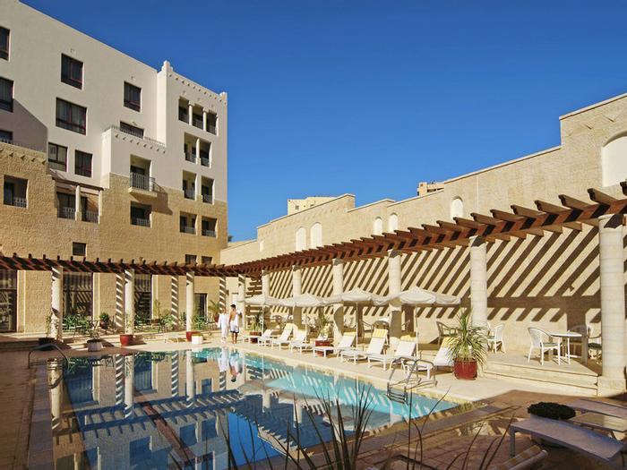 Hotel Mövenpick Resort Petra - Bild 1