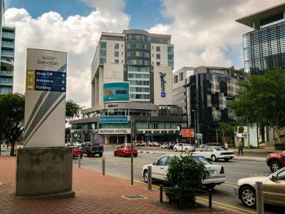 Radisson Blu Gautrain Hotel, Sandton Johannesburg - Bild 2