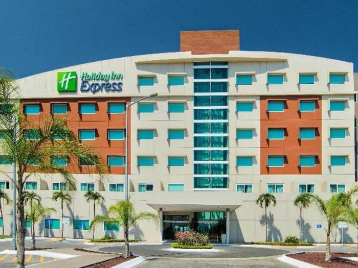 Hotel Holiday Inn Express Manzanillo - Bild 1