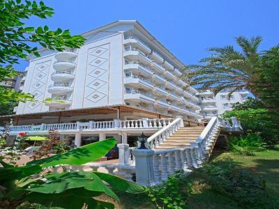 Ramira Beach Hotel - Bild 2