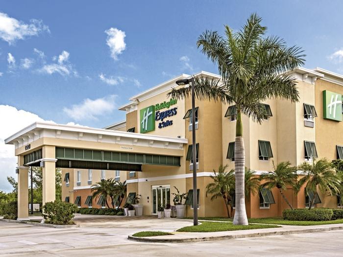 Hotel Fairfield Inn & Suites Marathon Florida Keys - Bild 1