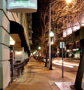 Hotel DoubleTree by Hilton Charlotte City Center - Bild 3